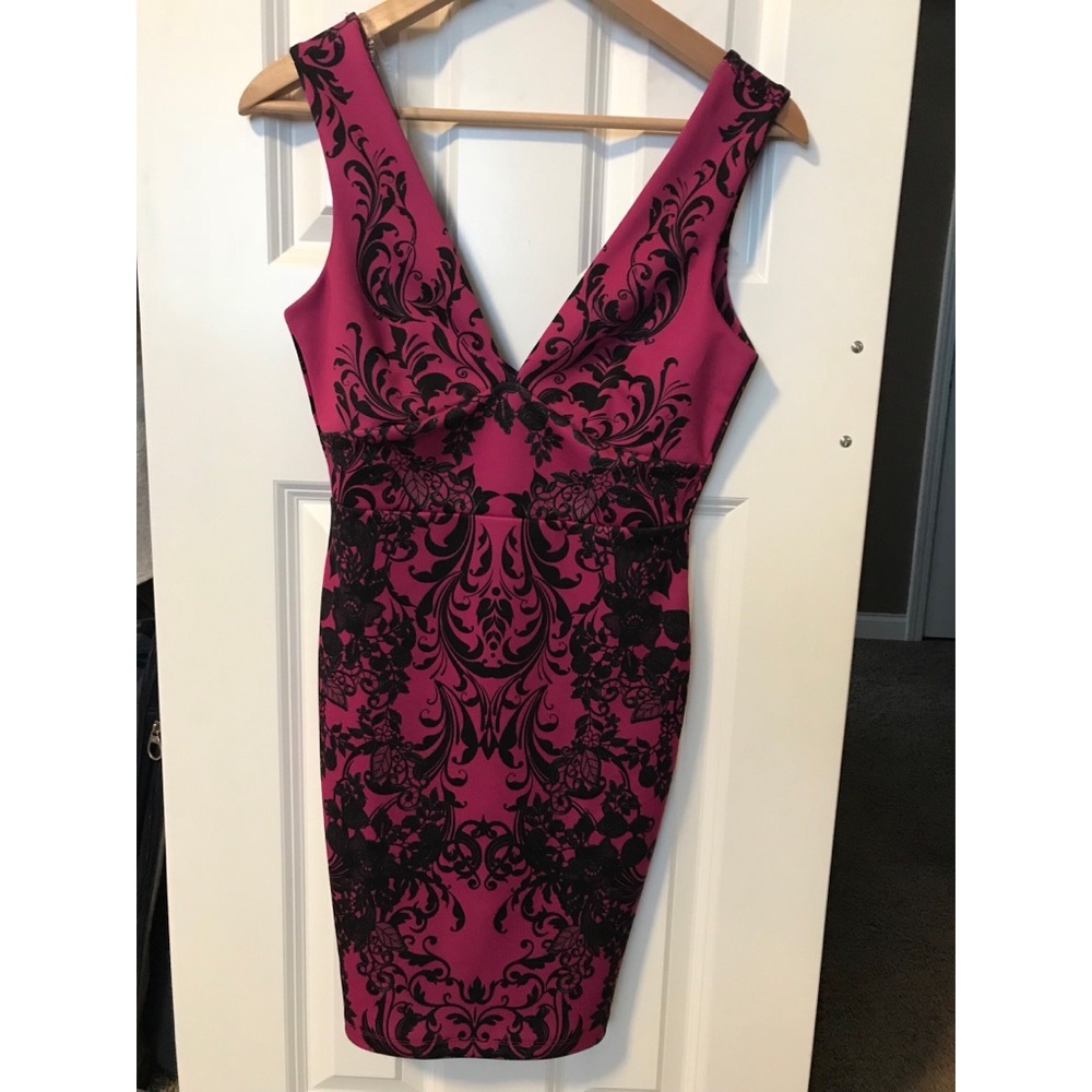 Pink & black flower bodycon dresss